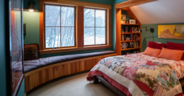 Window seat in bedroom.