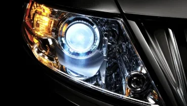 Illuminated front headlamp of a vehicle.