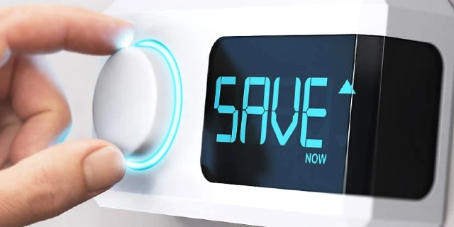 Thermostat with save on digital display.